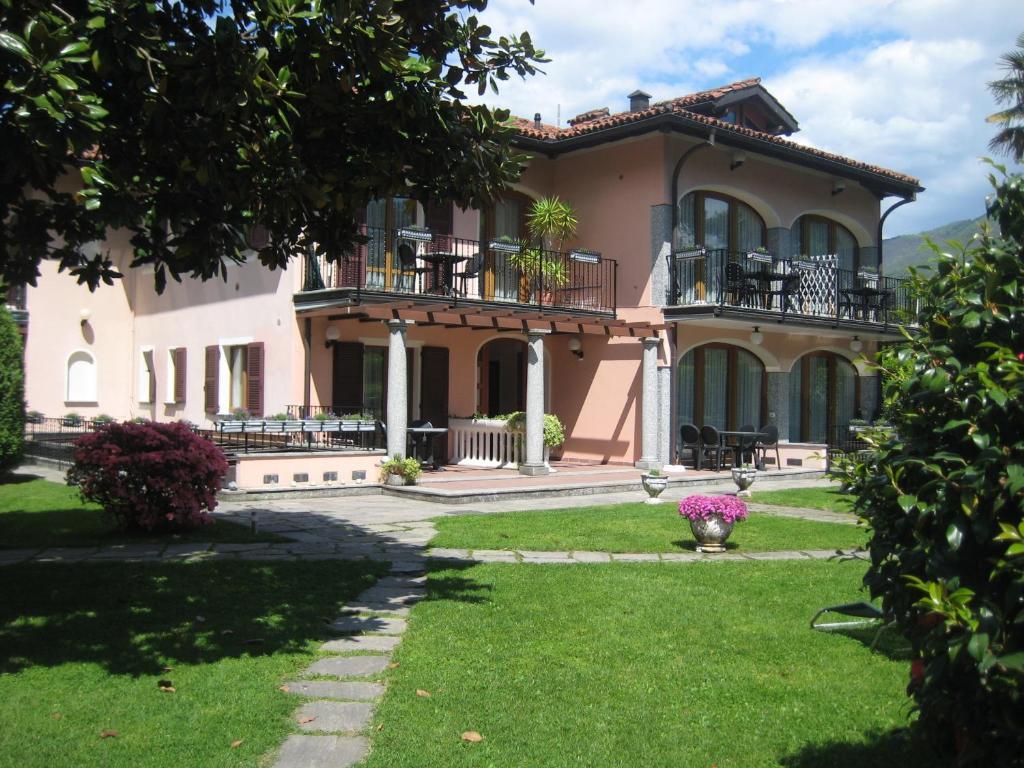 Villa Margherita Lake Maggiore Exterior photo